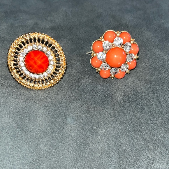 Set of TWO , adjustable beautiful gold faux coral rings with rhinestones!! - Picture 1 of 5